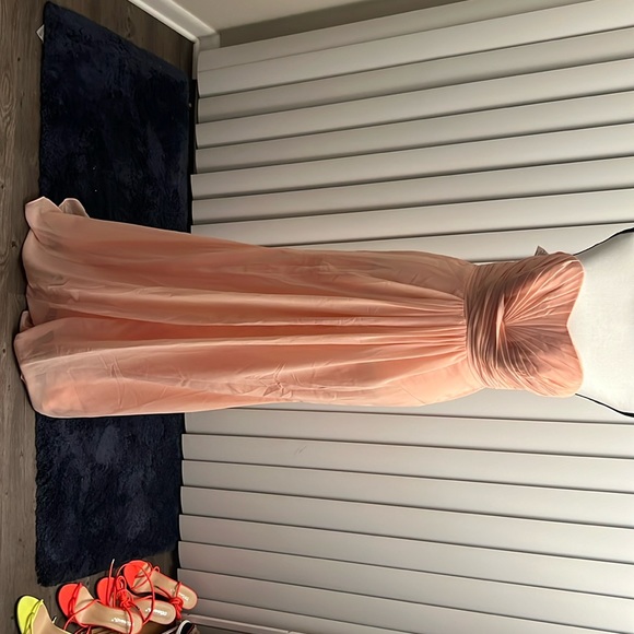 David’s Bridal Strapless Bellini Gown - Picture 3 of 7